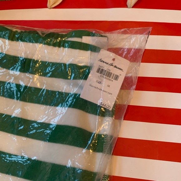 NWT HANNA ANDERSON XS HOLIDAY PJ’S
GREEN/WHITE STRIPES WITH RED SUPERSOFT - Picture 3 of 9